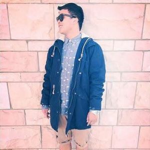 Meet your Posher, Johnmichael